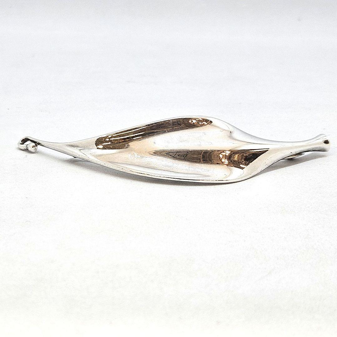   ブローチ リーフモチーフ シルバー925