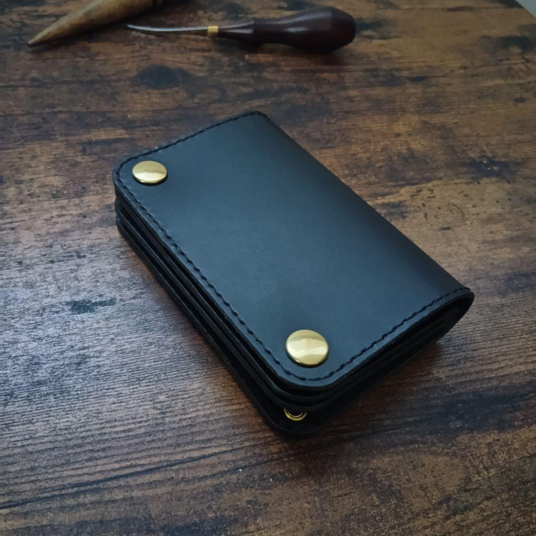 ★お札を折らず収納★【国産　姫路レザー】ミドルトラッカーウォレット