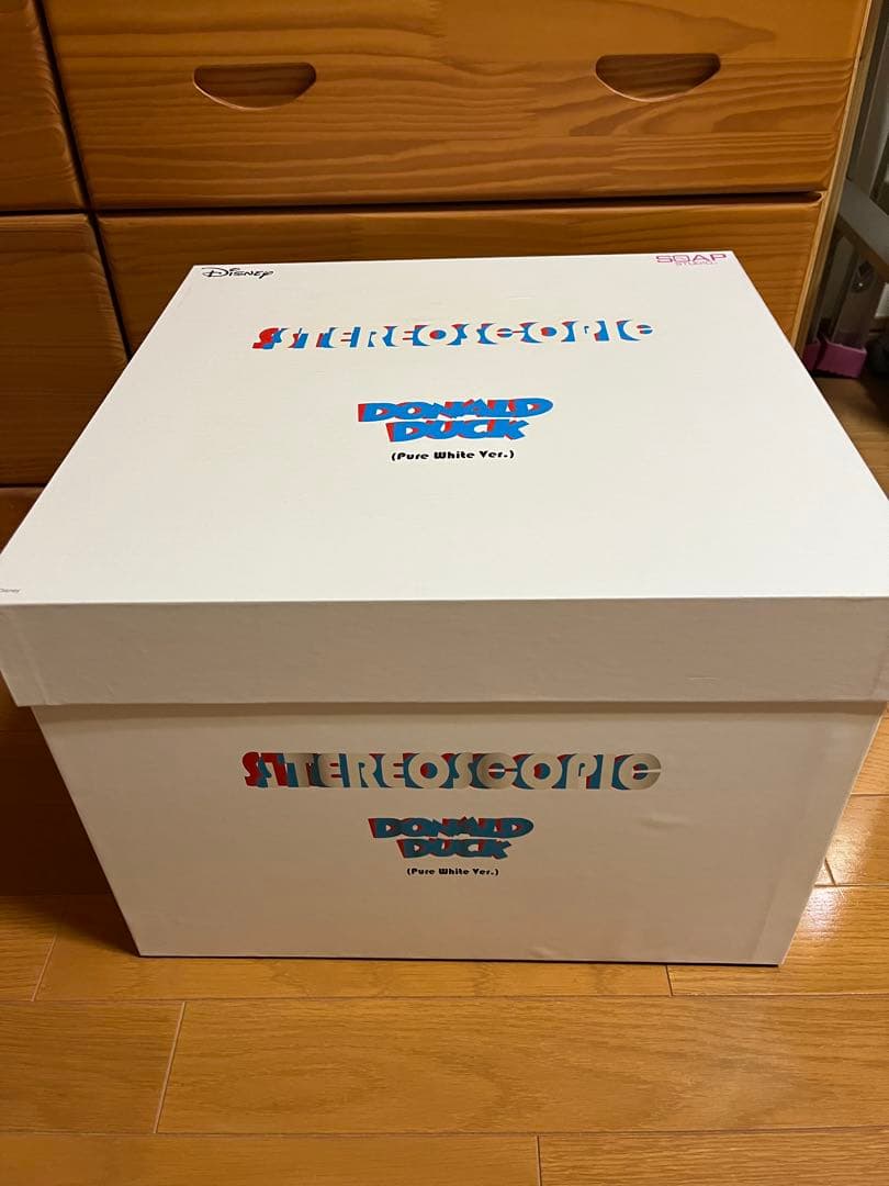 ドナルドダック ステレオスコピックスタチュー　ディズニー　ピュアホワイト