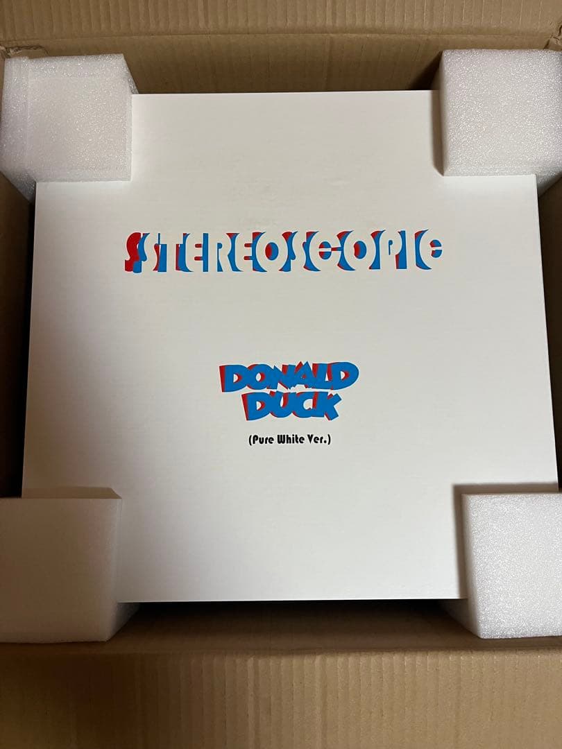 ドナルドダック ステレオスコピックスタチュー　ディズニー　ピュアホワイト