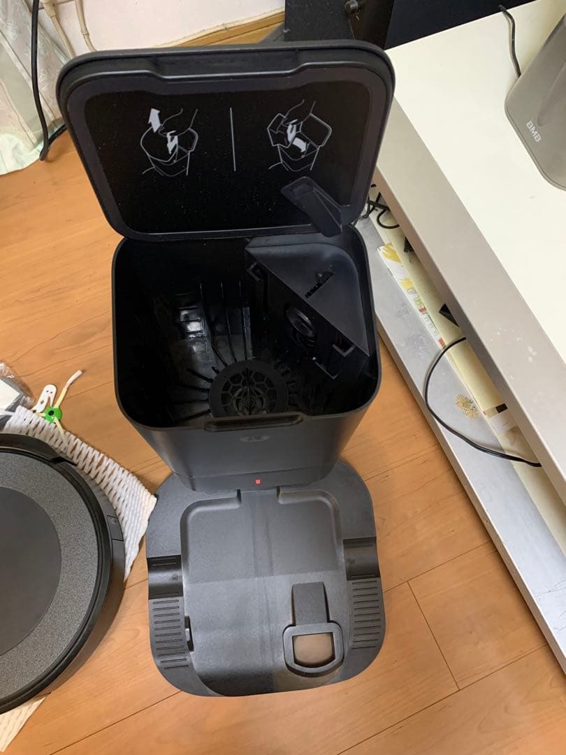 iRobot Roomba I3+ロボット掃除機 本体