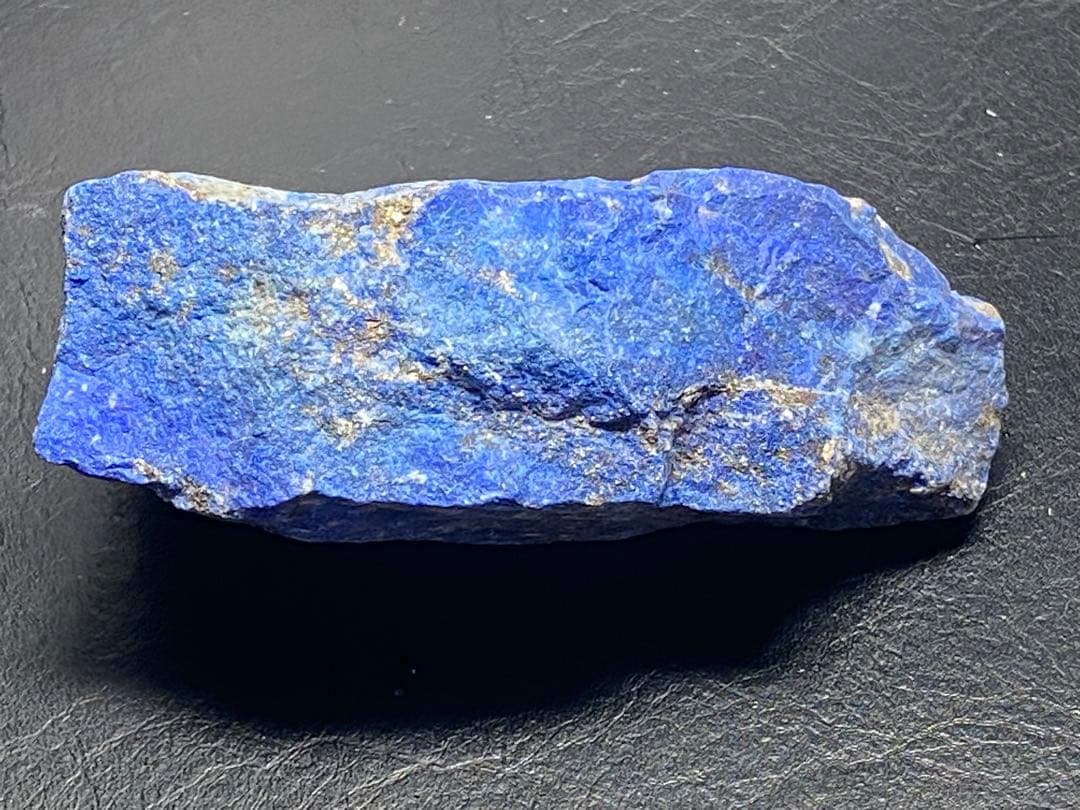 ラピスラズリ　原石　297g