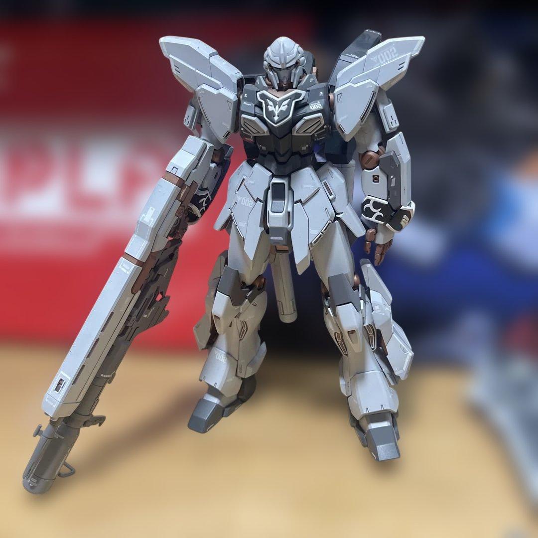 MGシナンジュスタイン 塗装済み完成品　プラモデル　ガンプラ
