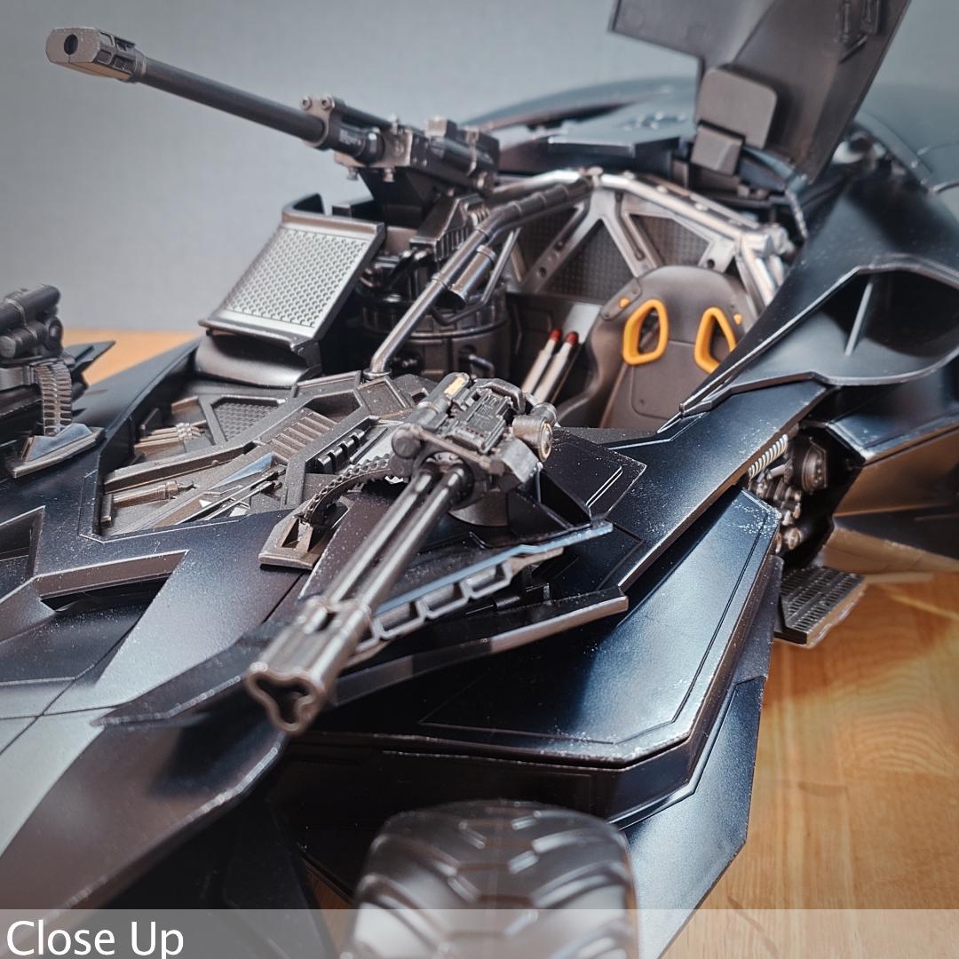 喜玩社 バットモービル 1/12 塗装済み完成品