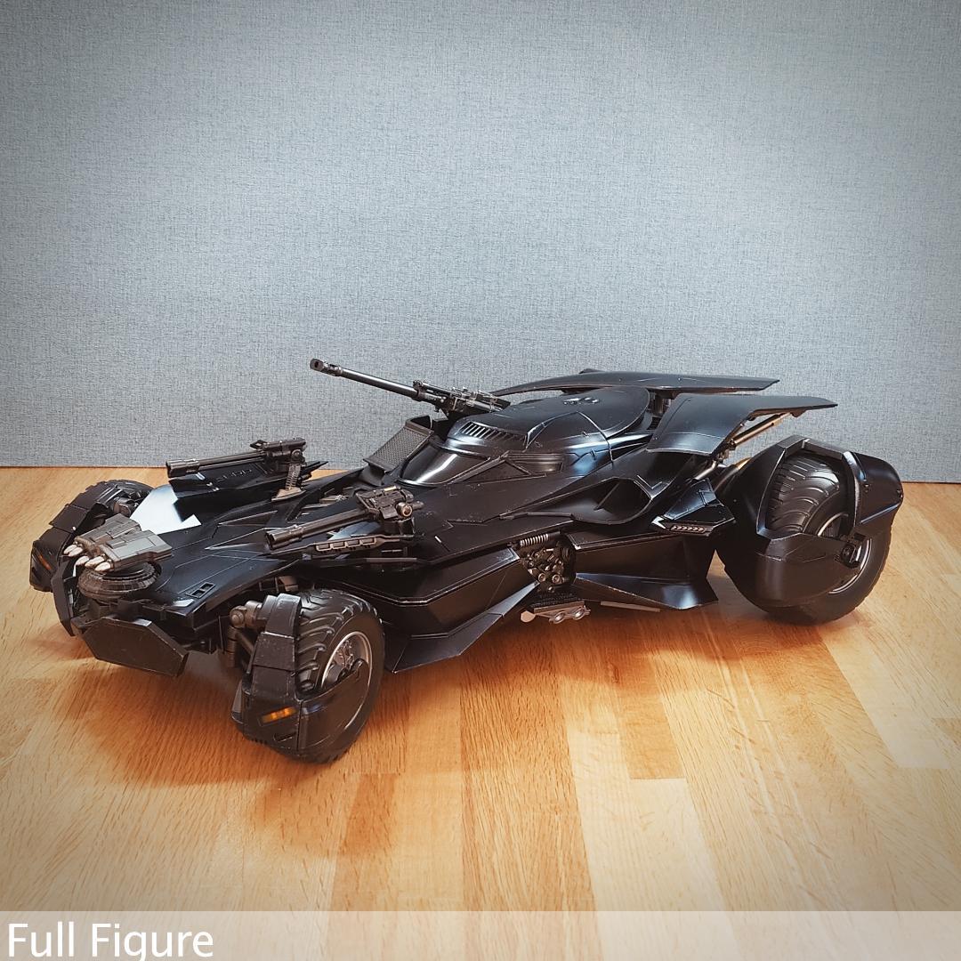 喜玩社 バットモービル 1/12 塗装済み完成品