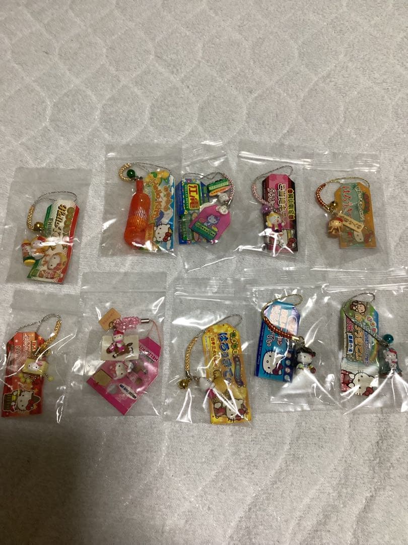 ご当地キティ　根付　80点　美品　タグ付き