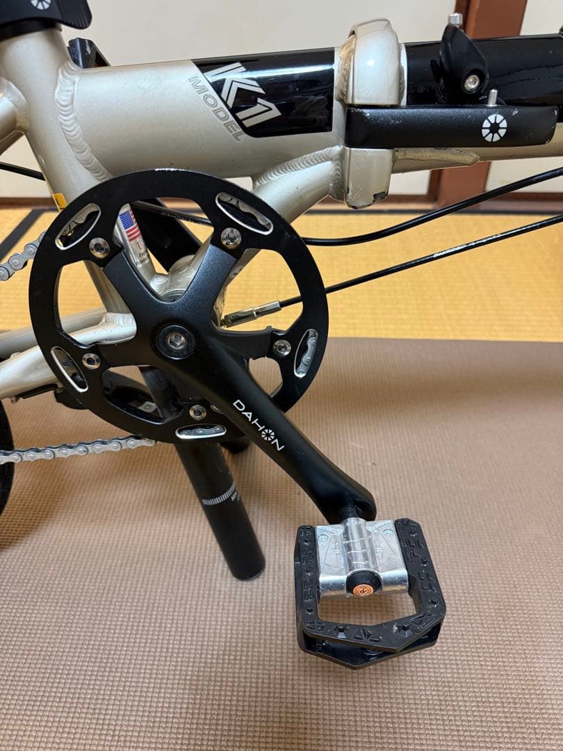 DAHON K1 折りたたみ自転車 シルバー・ブラック