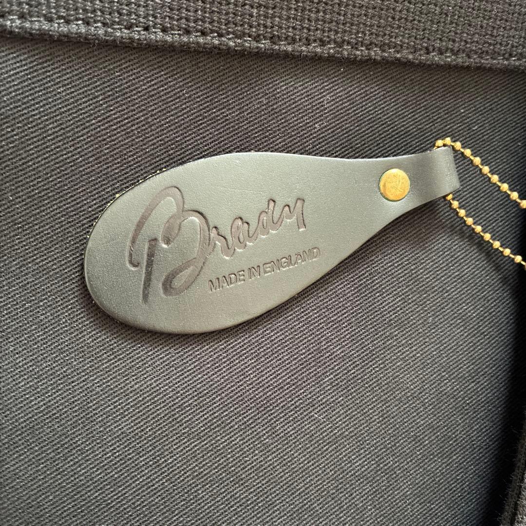 Brady ブレディ ショルダーバッグ ブラック キャンバス 英国製