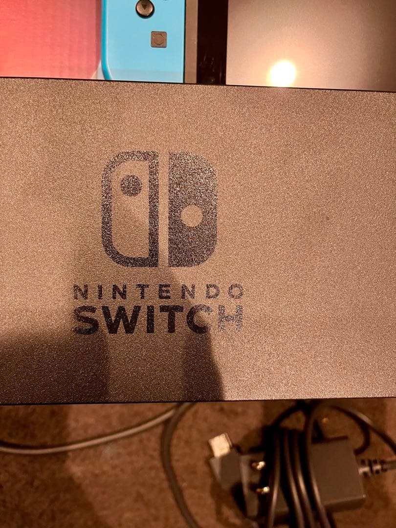 美品 ニンテンドーSwitch 任天堂 スイッチ 本体 付属品全完備 おまけ付