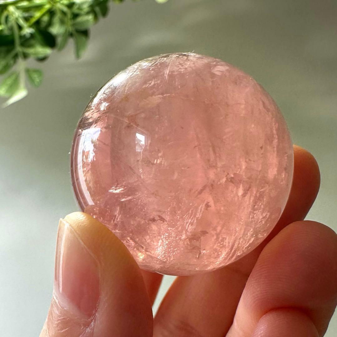 ジェミーローズクォーツ　高品質　スフィア　ローズクォーツ　3.4㎝　56.3g