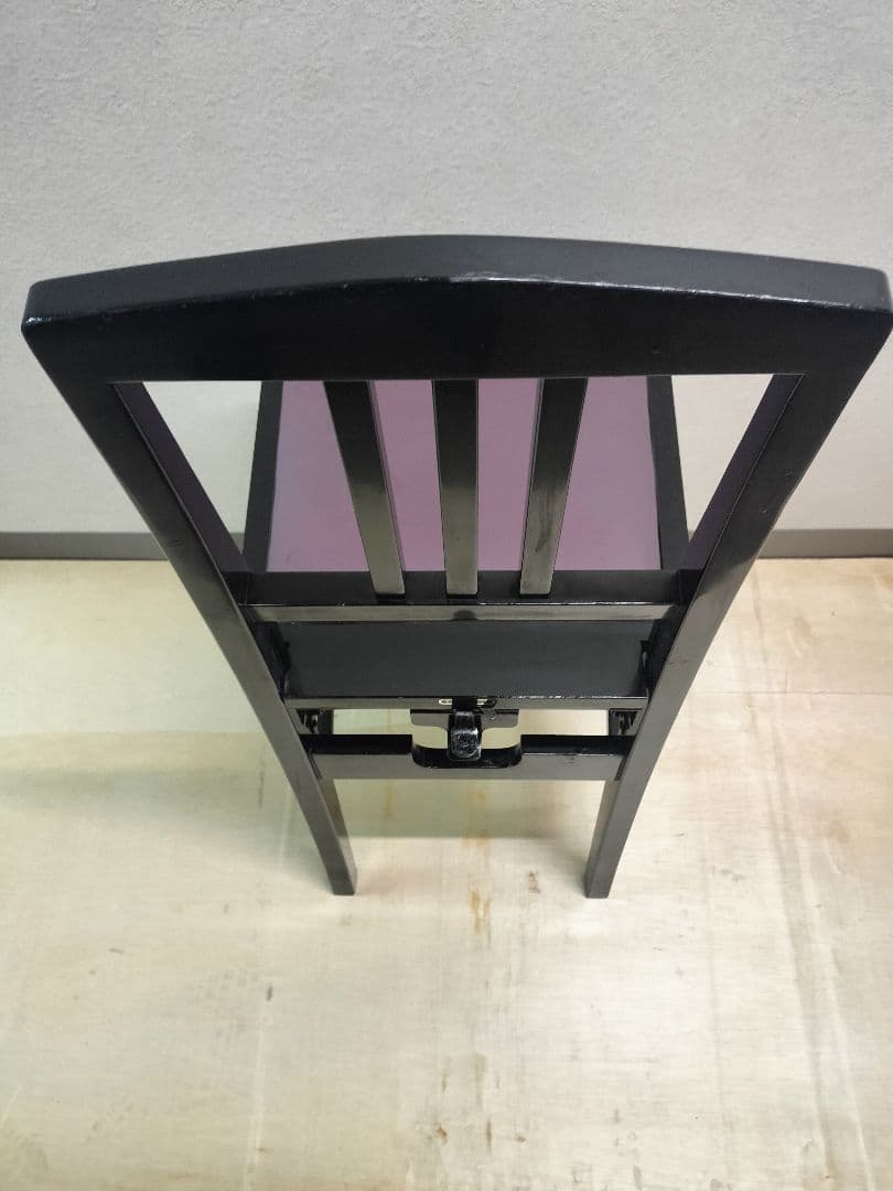 トムソン椅子　ブラック