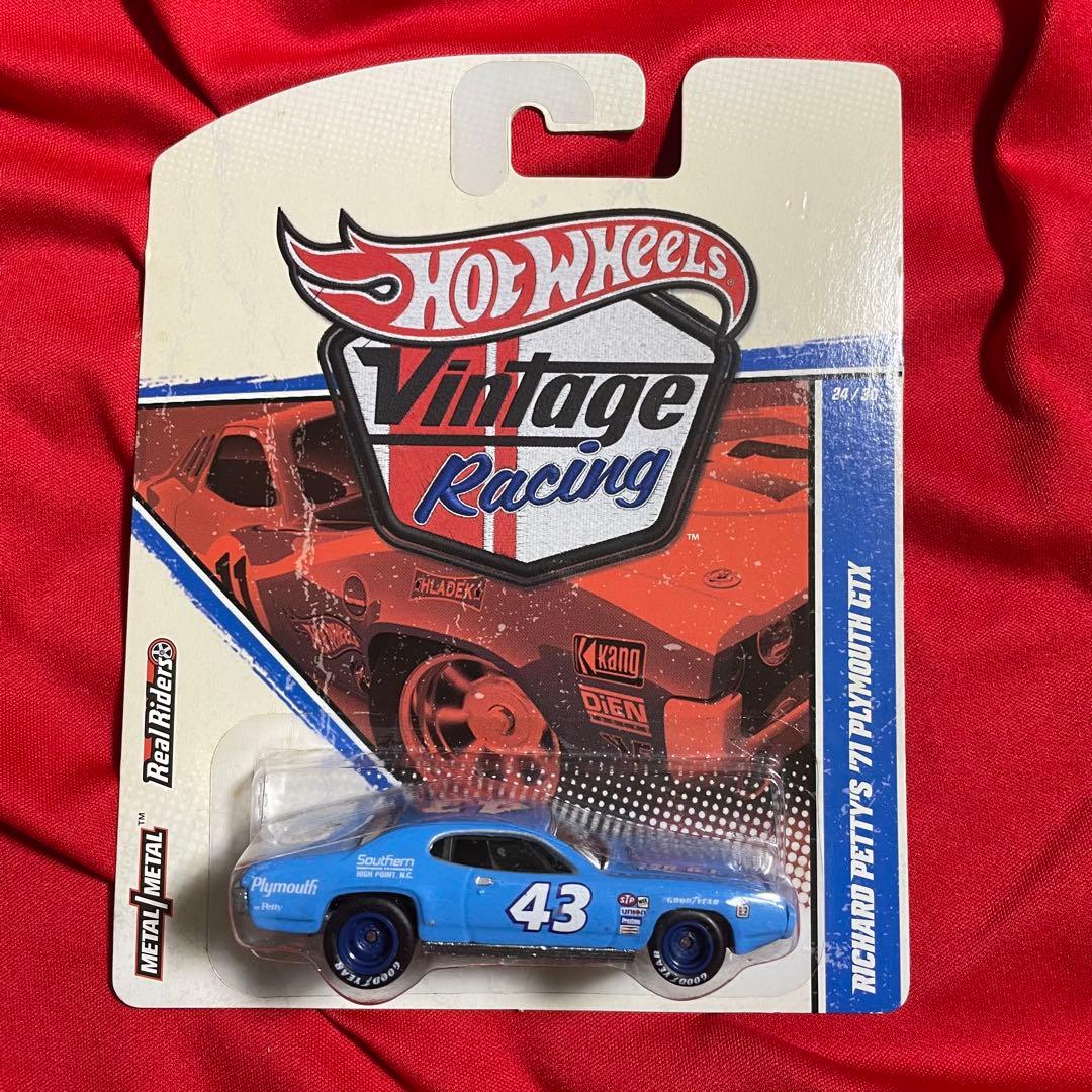 ミニカー hotwheels 71 Plymouth GTX Richard Petty