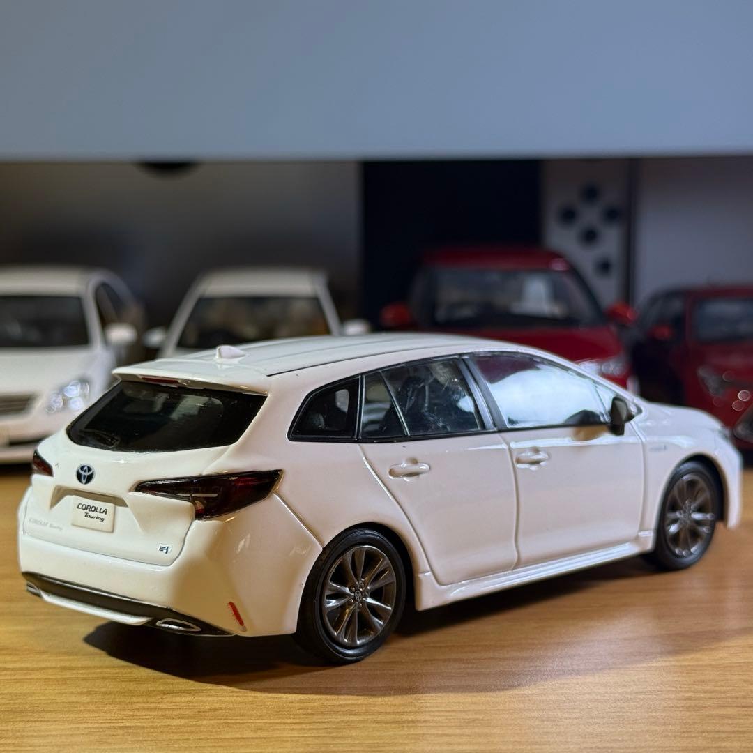 【非売品】トヨタ カローラツーリング カラーサンプルミニカー 1/30 美品