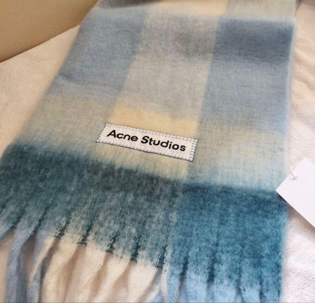 Acne Studios フリンジ付きマフラー