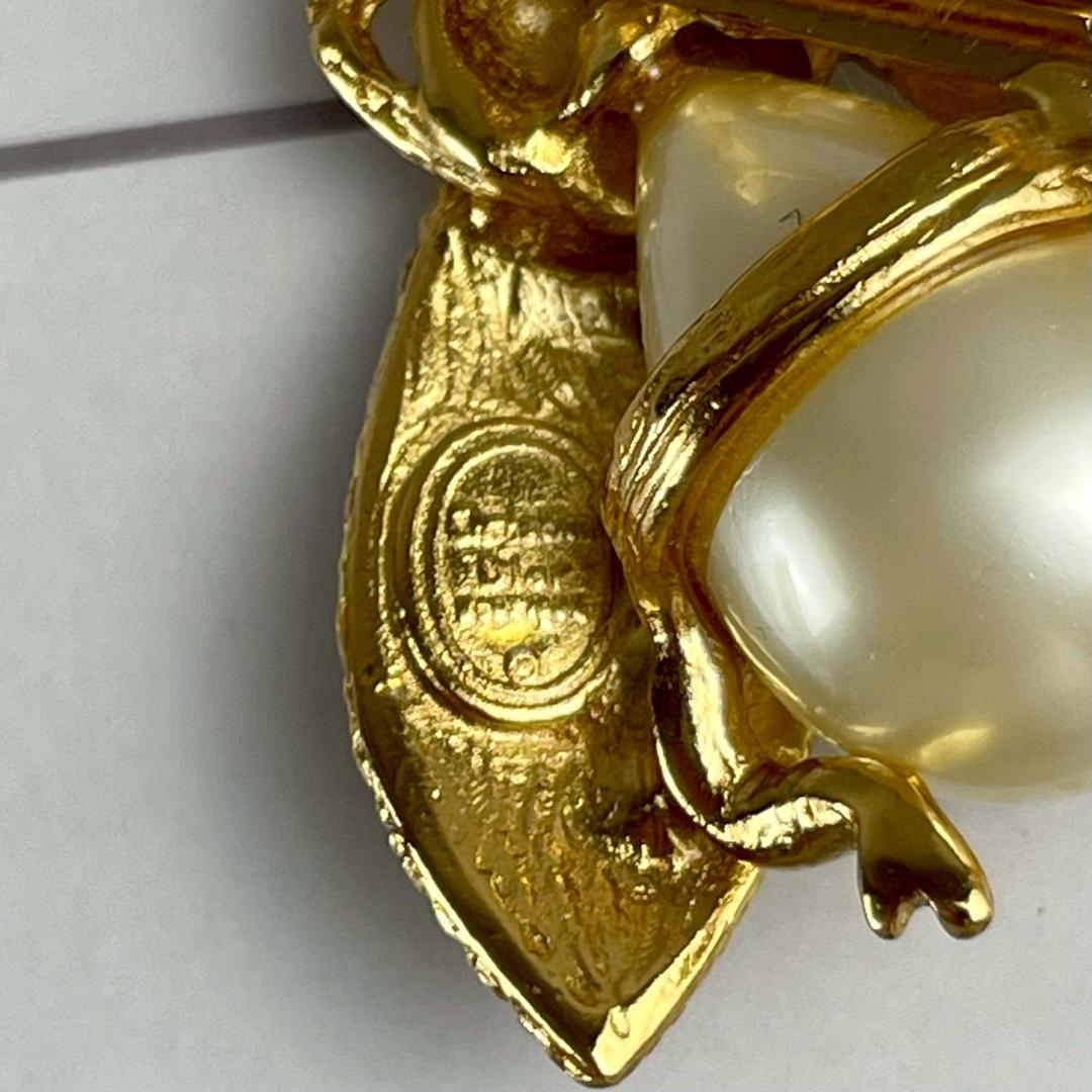 希少　Dior　ディオール 　蜂モチーフ　ビック　パール　ブローチ　ゴールド