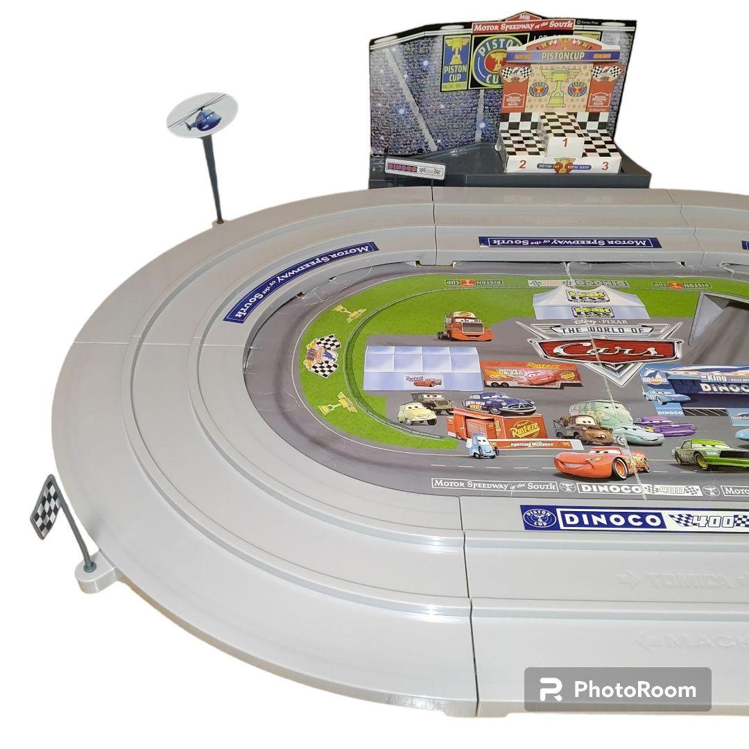 【動作◎/付属品完備】トミカ　カーズ　ぐるぐるサーキット　めざせ！ピストンカップ