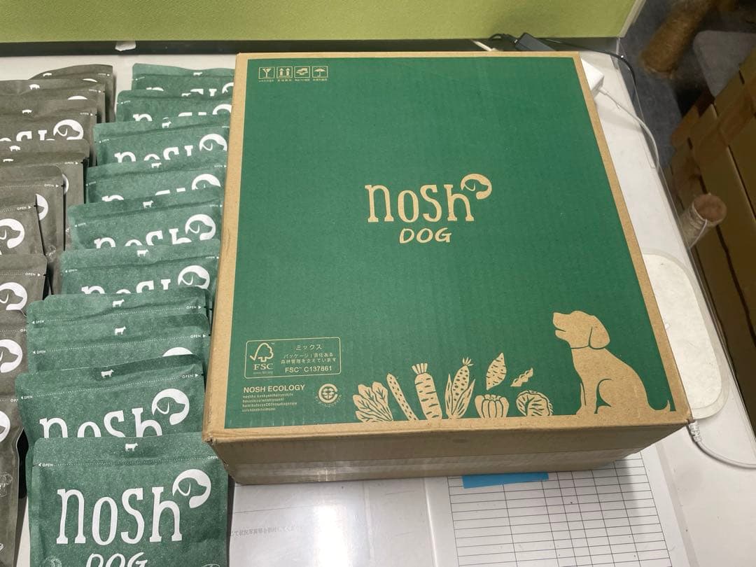 thisisa***【未開封】nosh DOG　ナッシュドッグ　ドッグフー