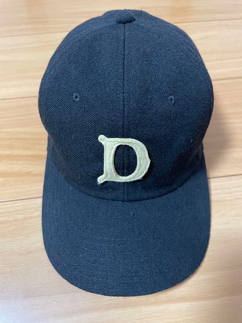 h.w.dog ベースボールキャップ　刺繍