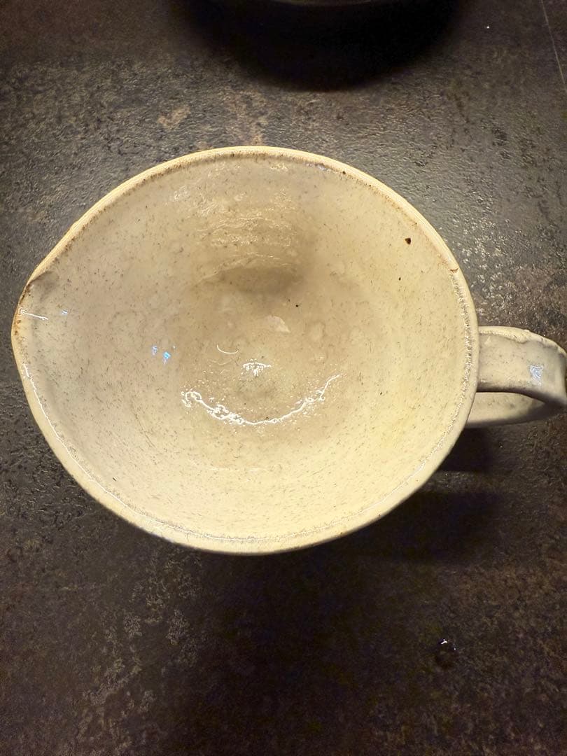 白色 陶器製 茶碗 丸型