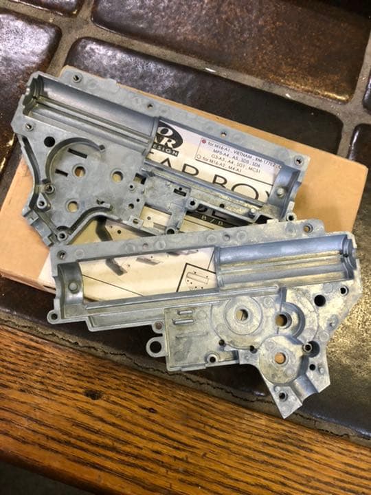 M16系の強化メカボックスフレーム　未使用長期保管