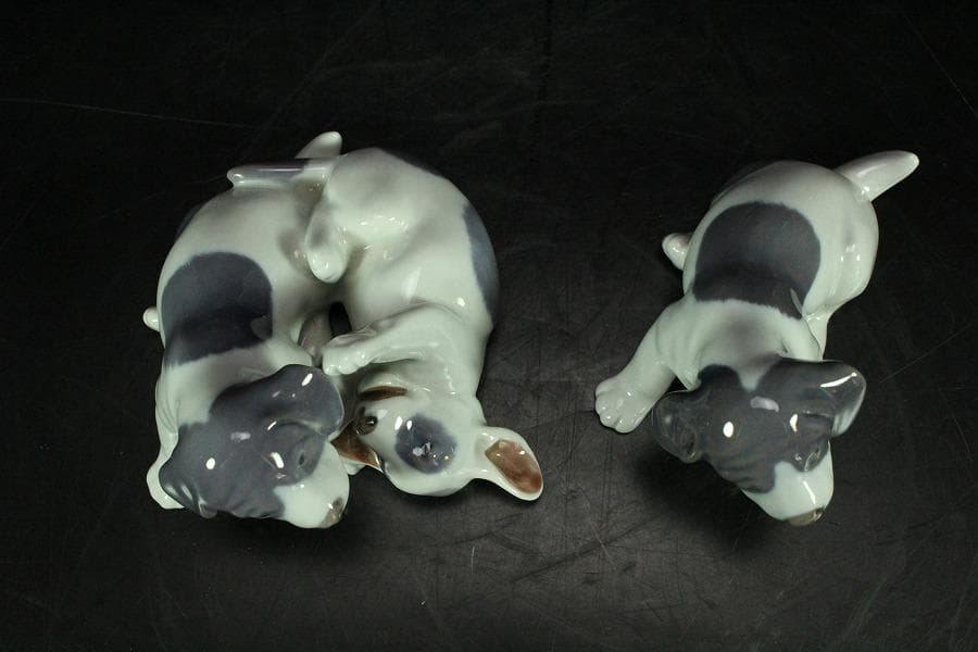 可愛い 遊犬 置物 二件揃い アンティーク(K-A201)