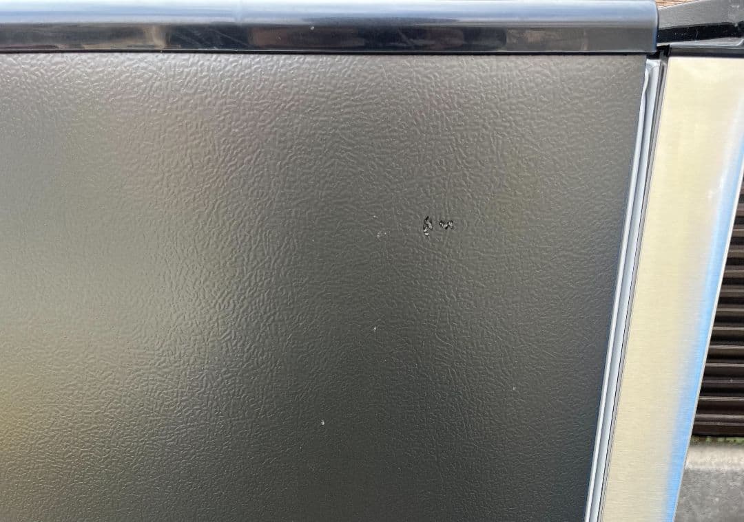 アーバンカフェハイアール冷凍冷蔵庫148L 横縞模様自動霜取り機能付19年製