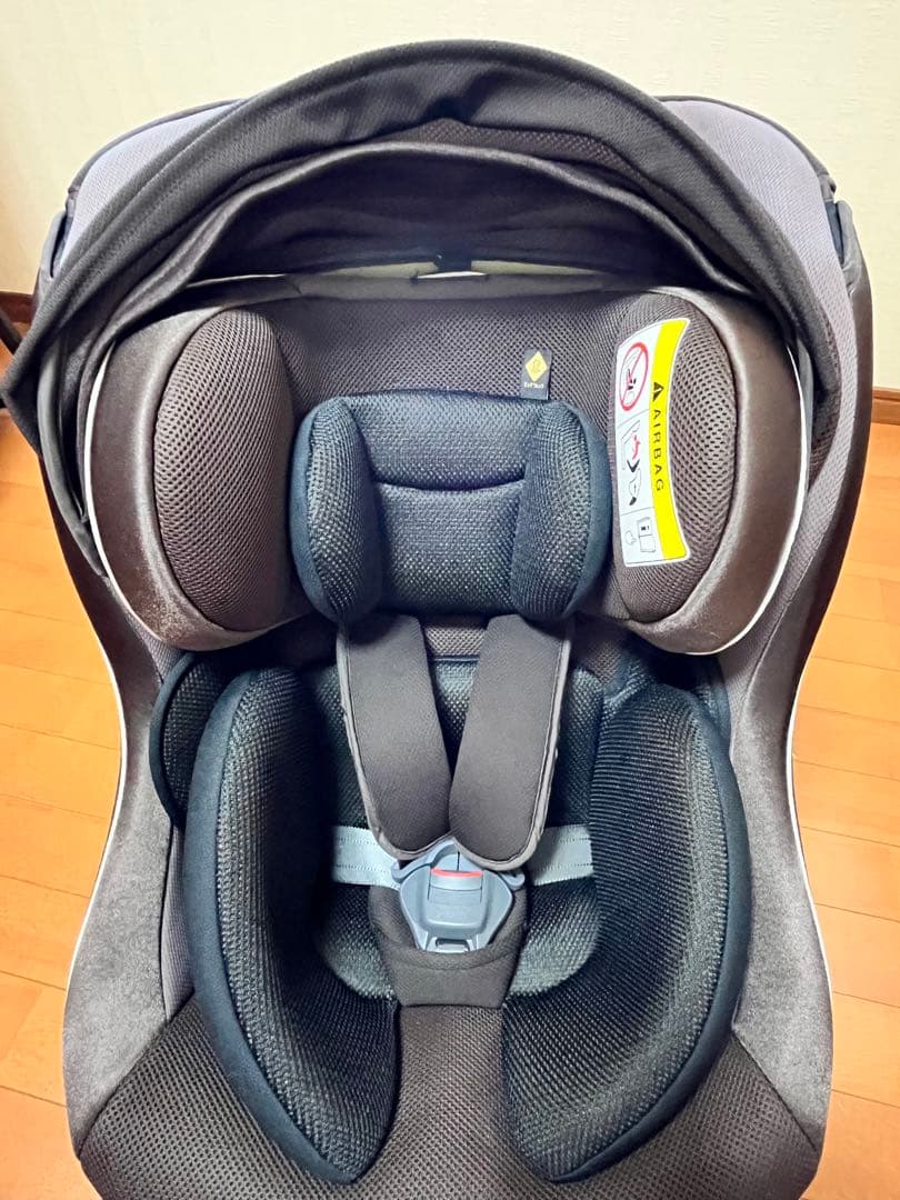 コンビ ウィゴーグランデ サイドプロテクション エッグショック DK ブラウン