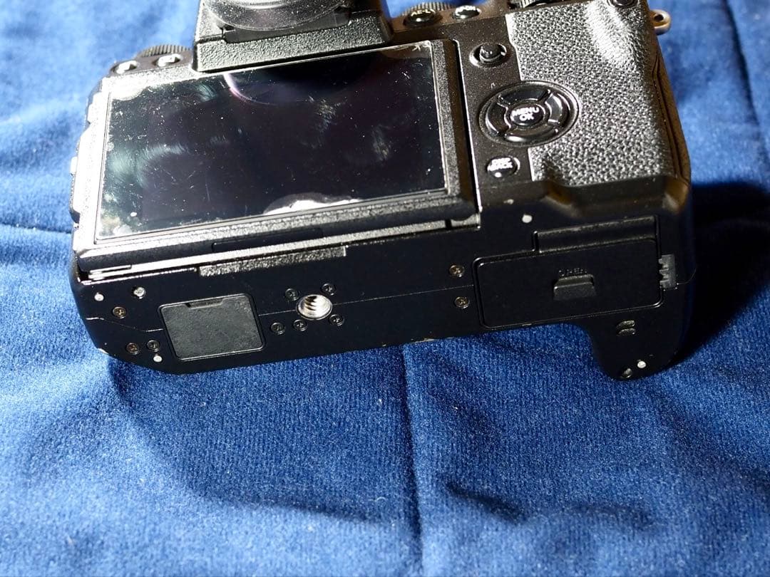 FUJIFILM X-H1 本体【完動】