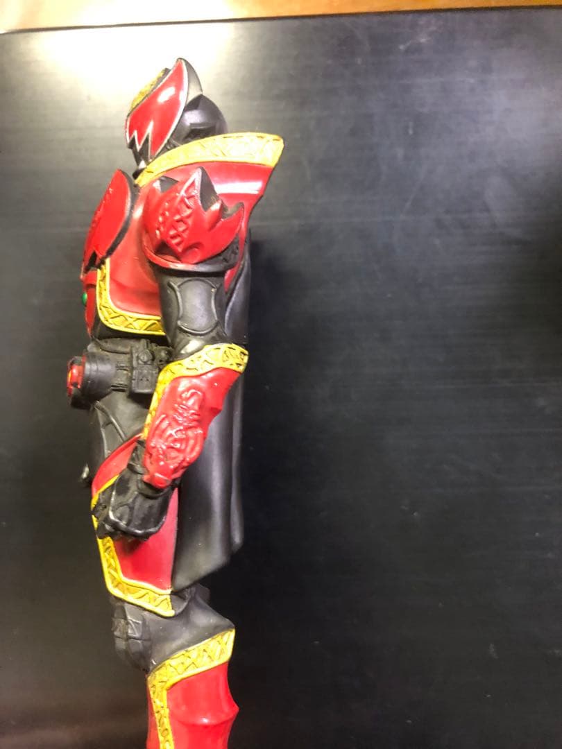 [貴重]仮面ライダーキバ　エンペラーフォーム　レッドバージョン　てれびくん