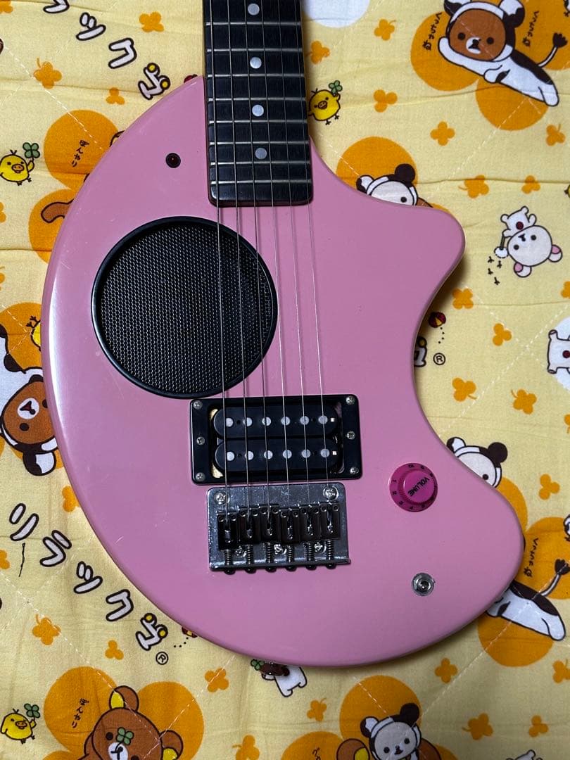 フェルナンデスZO-3 ピンク エレキギター スピーカー内蔵