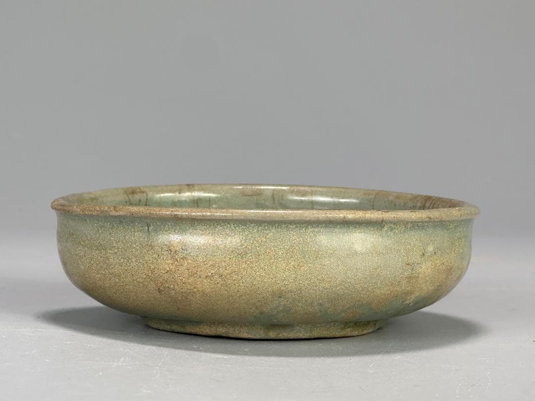 韓国　高麗　青磁　象嵌花卉文碗　鉢　朝鮮半島美術