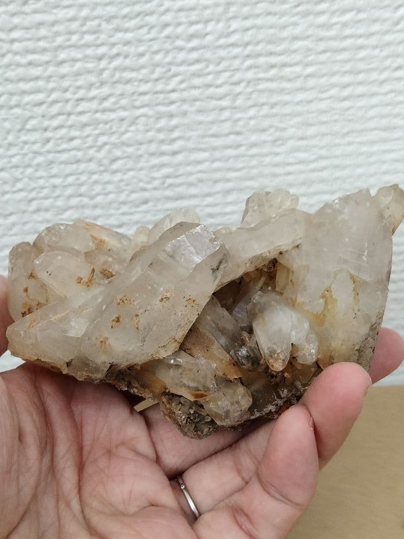 長野県　天然水晶　栗生水晶山産　水晶　原石　191グラム　国産水晶　水晶