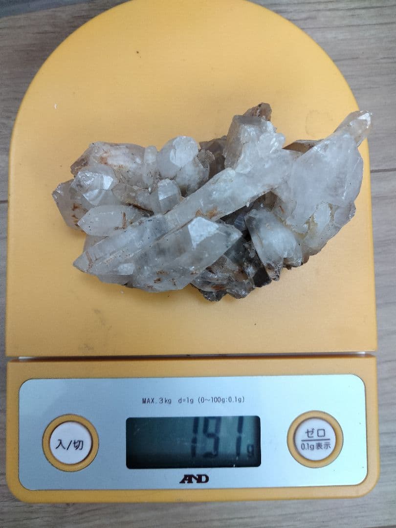 長野県　天然水晶　栗生水晶山産　水晶　原石　191グラム　国産水晶　水晶