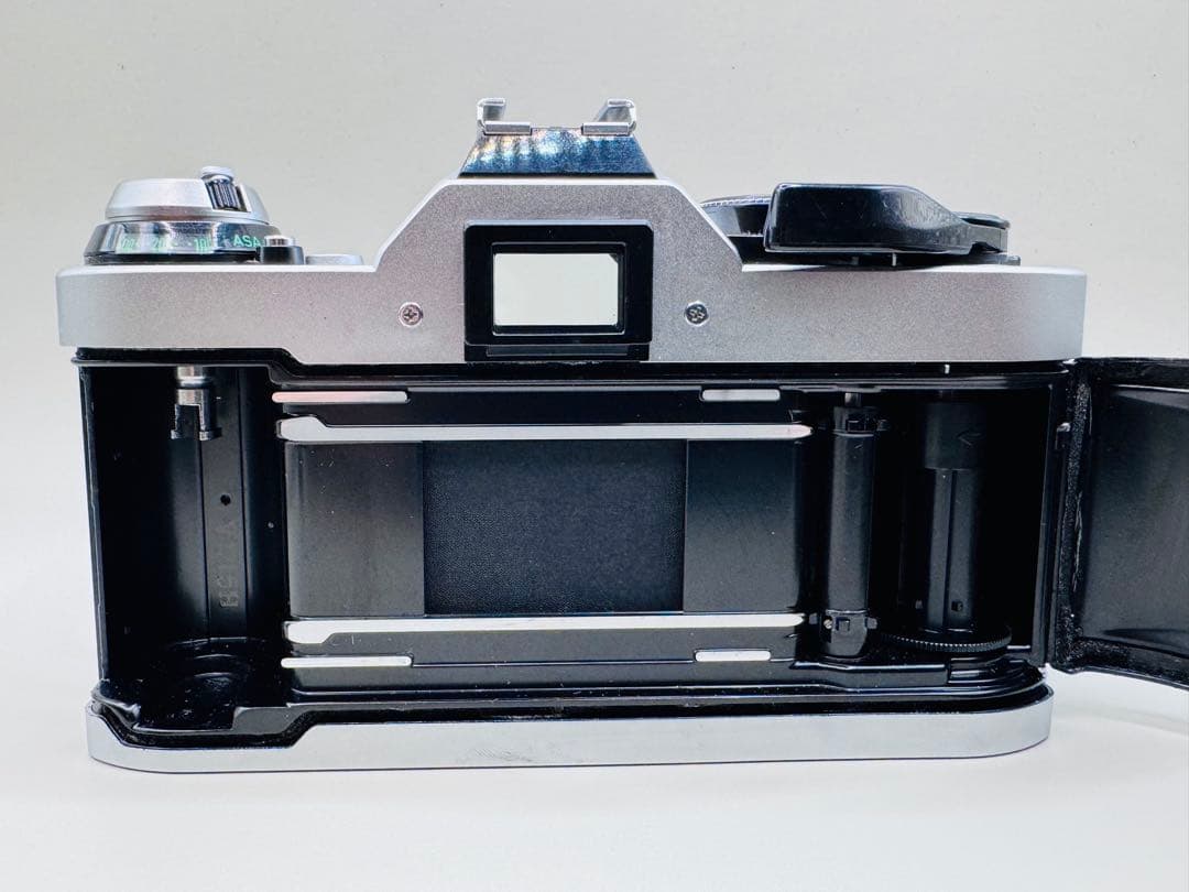 【美品】 Canon AE-1 PROGRAM / New FD 28mm他1本