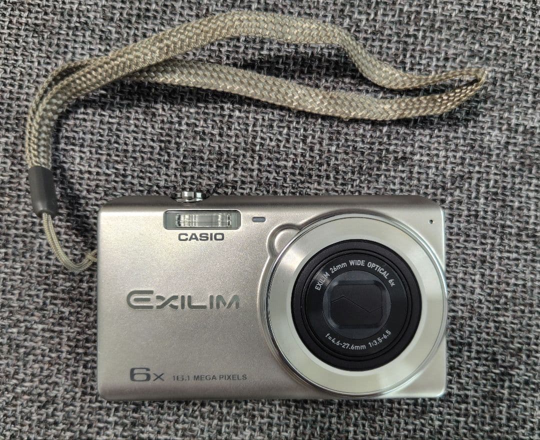 銀*郎様 【美品/動作確認済】CASIO EXILIM EX-Z780