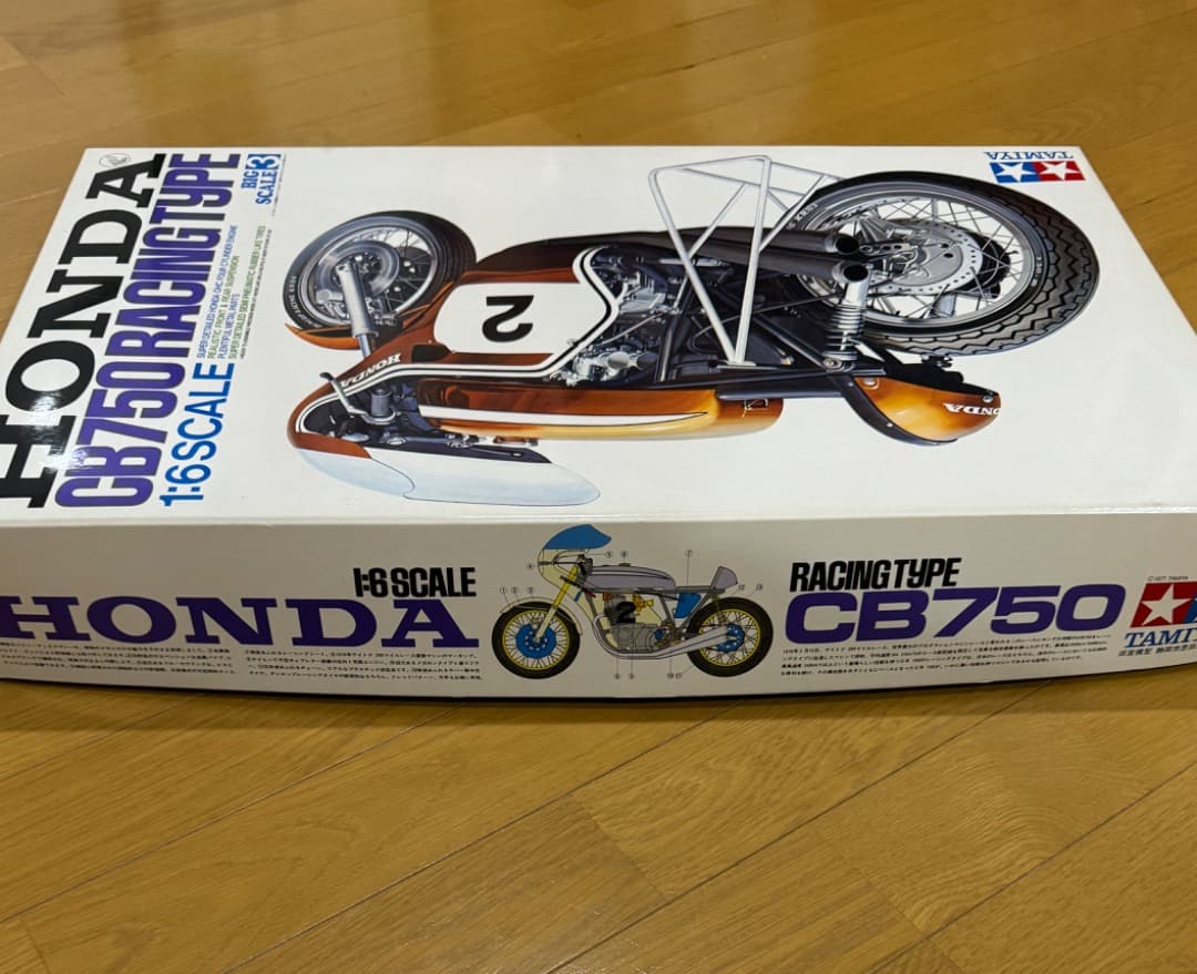 タミヤ　1/6シリーズ　HONDA CB750RACING TYPE