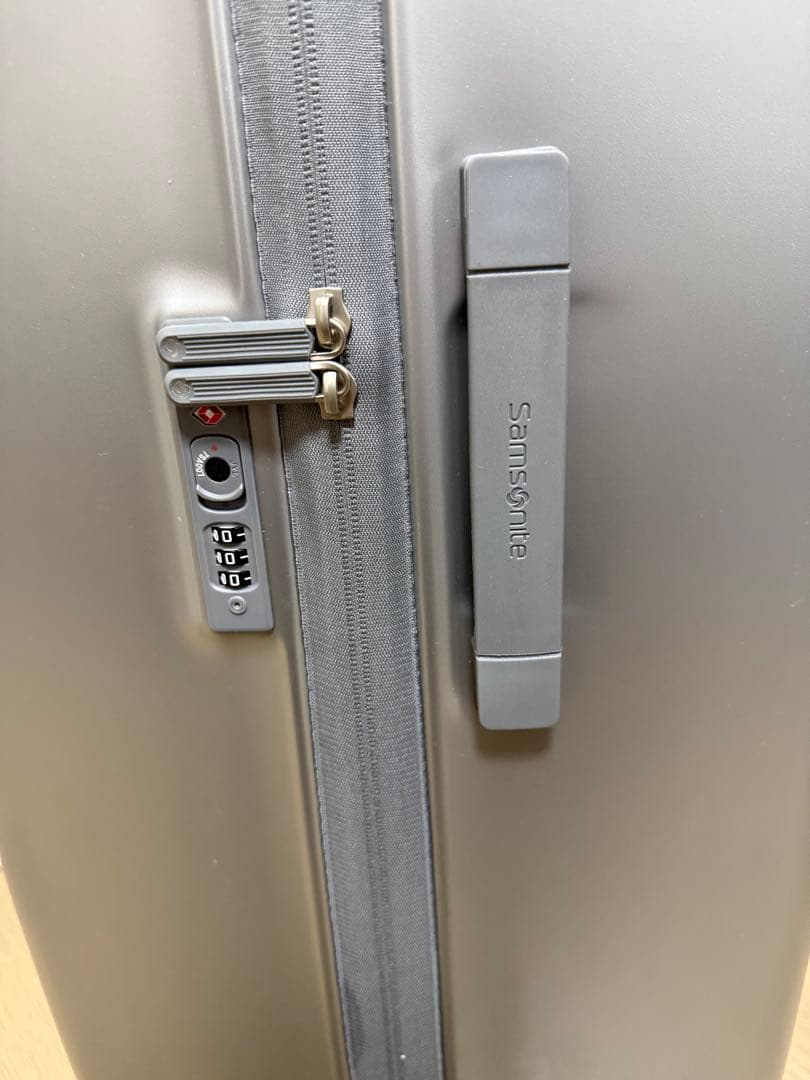 Samsonite UPLIFT HARDSIDE XL 軽量 スーツケース