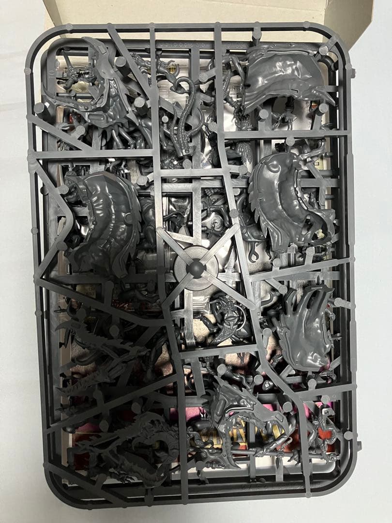 ウォーハンマー:ディサイプル・オヴ・ティーンチ：スリックスの妖術団