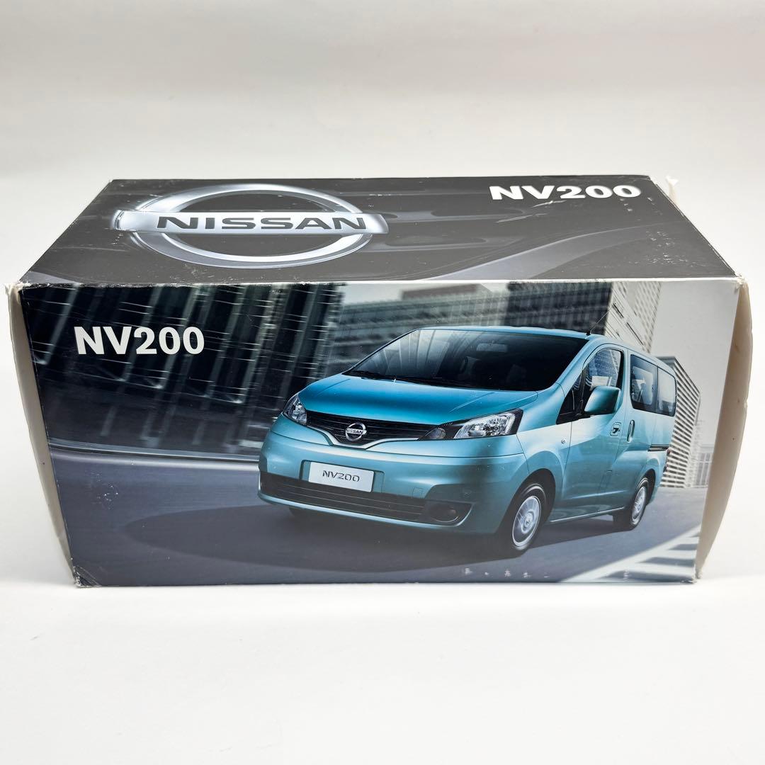 希少 1/18 日産 NV200 バネット ミニカー