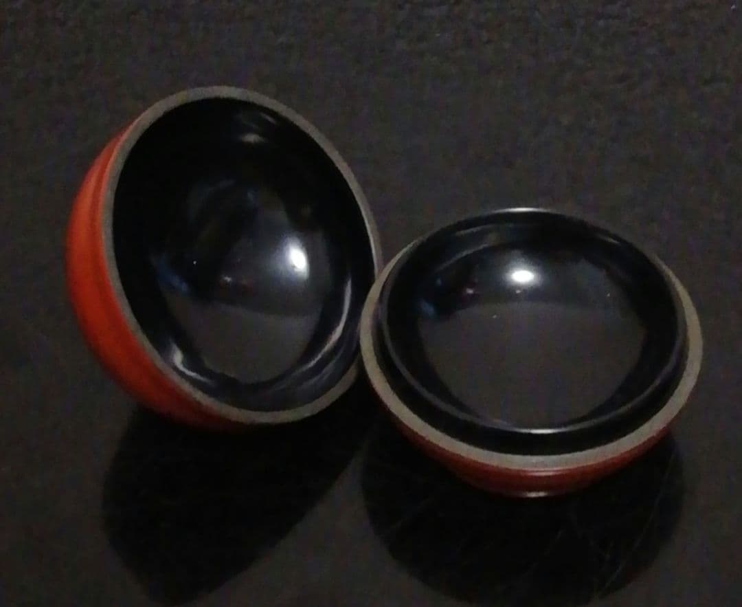 磯矢阿伎良作　朱塗　根来　香合　共箱　略歴付　茶道具