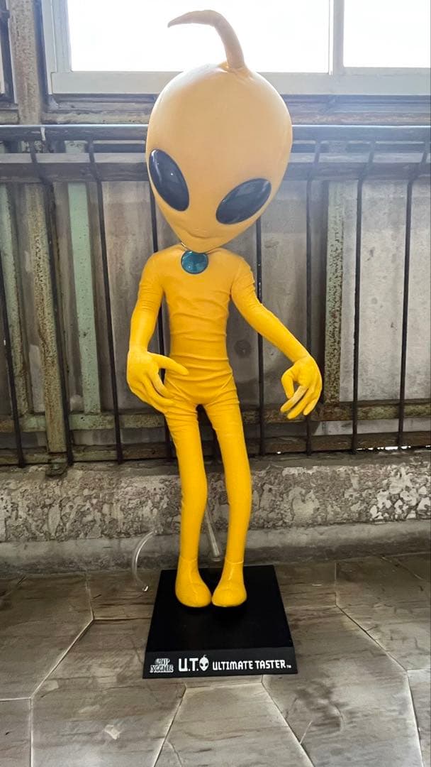 日清　カップヌードル　UT エイリアン　宇宙人　130 ビッグ　フィギュア　懸賞