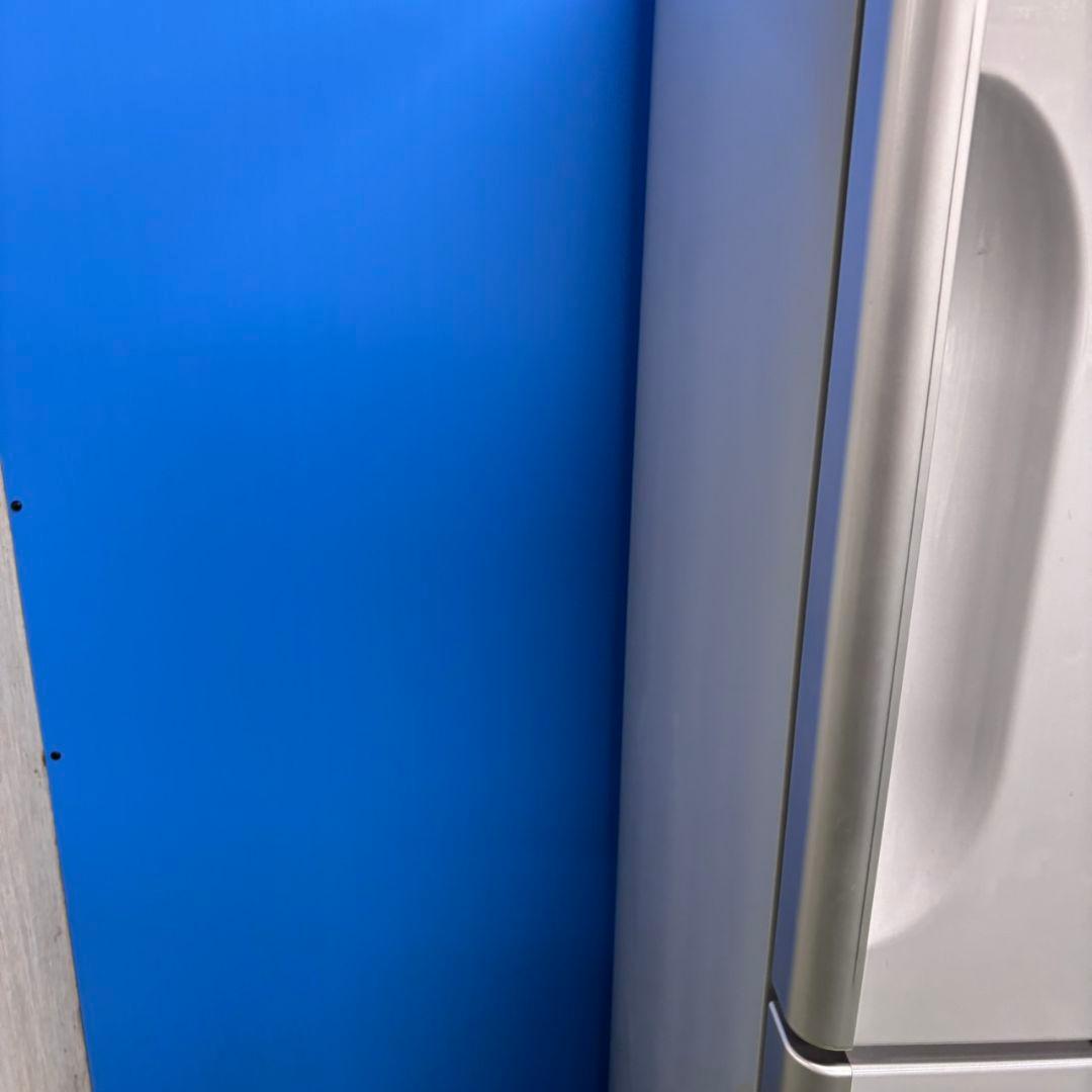 583 日立　大型冷蔵庫　スリム 200L強　自動製氷　右開き　1〜2人暮らし