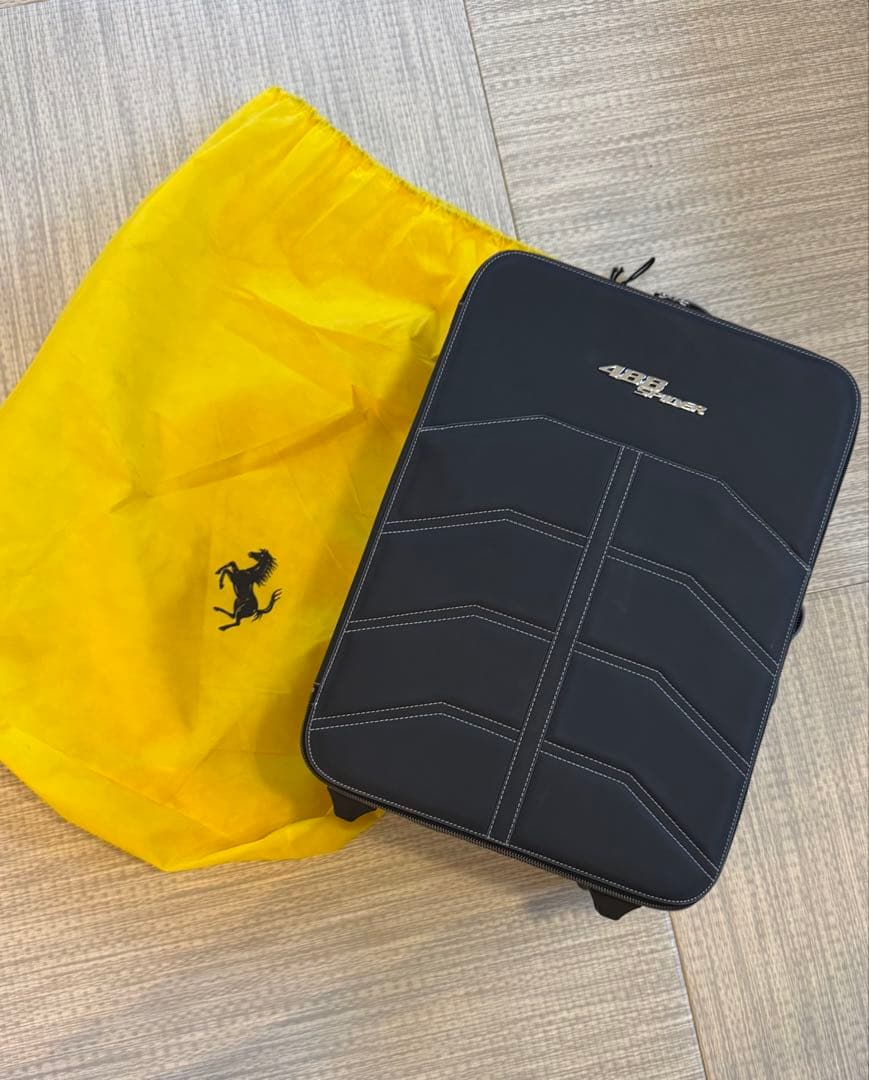 フェラーリFERRARI 488spider スケドーニ キャリーバッグ未使用