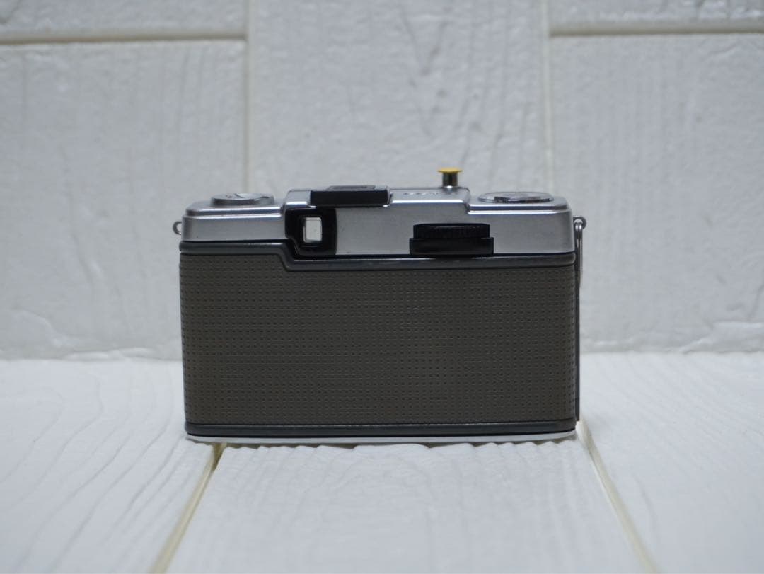 OLYMPUS PEN EES-2ハーフサイズ　コンパクトフィルムカメラ