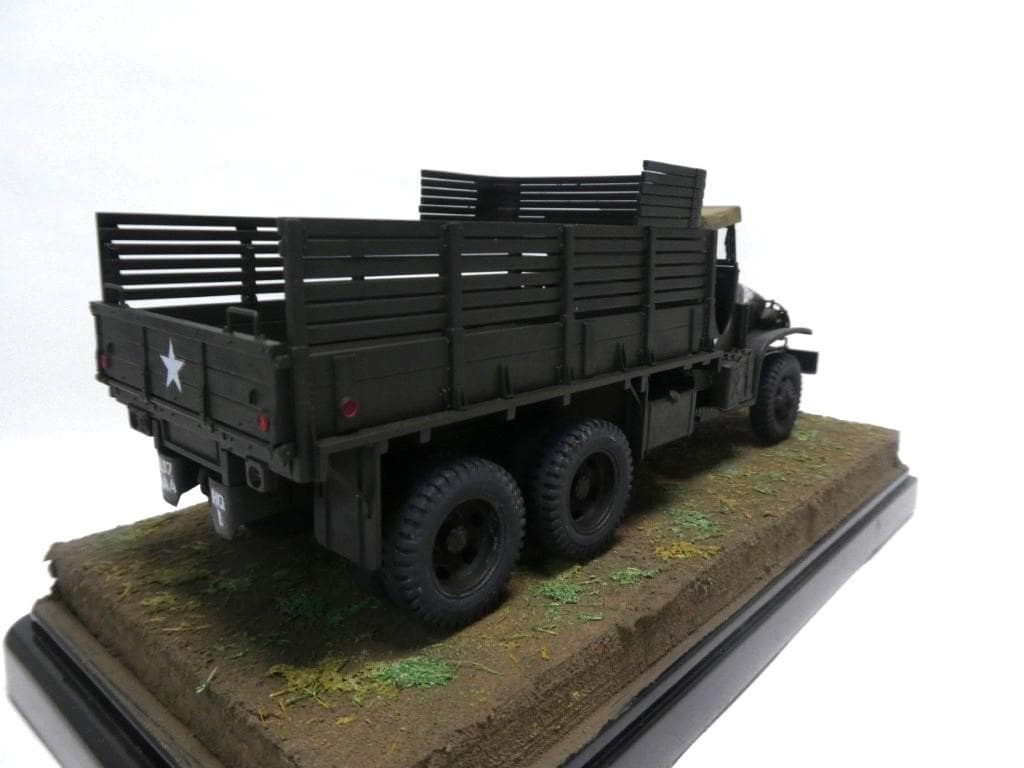 タミヤ 1/35 アメリカ 2 1/2トン 6×6 カーゴトラック 完成品