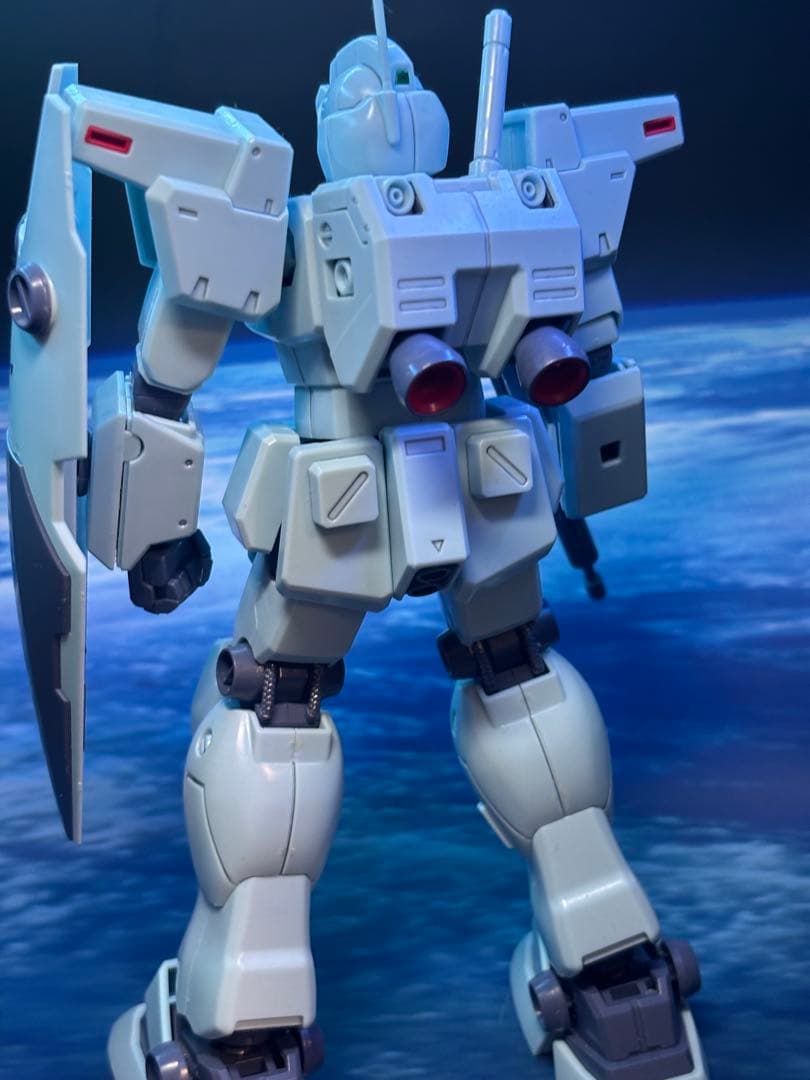 【ガンプラ完成品】 MG ジムカスタム