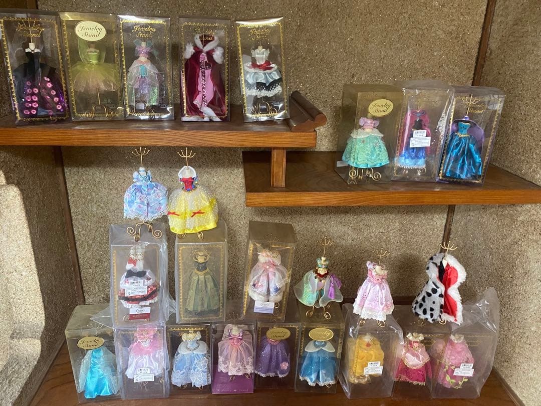 ディズニーストア　アクセサリースタンド