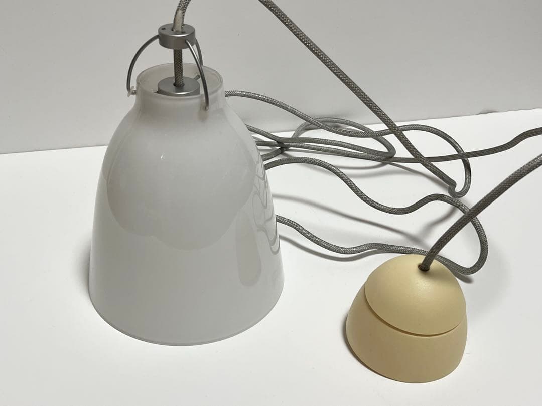 フリッツハンセン カラヴァジオ ペンダント オパール P1