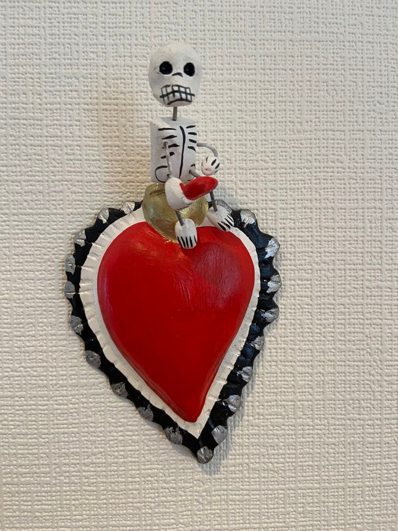 1点もの オアハカ 死者の祭り 骸骨ハート型陶器装飾品