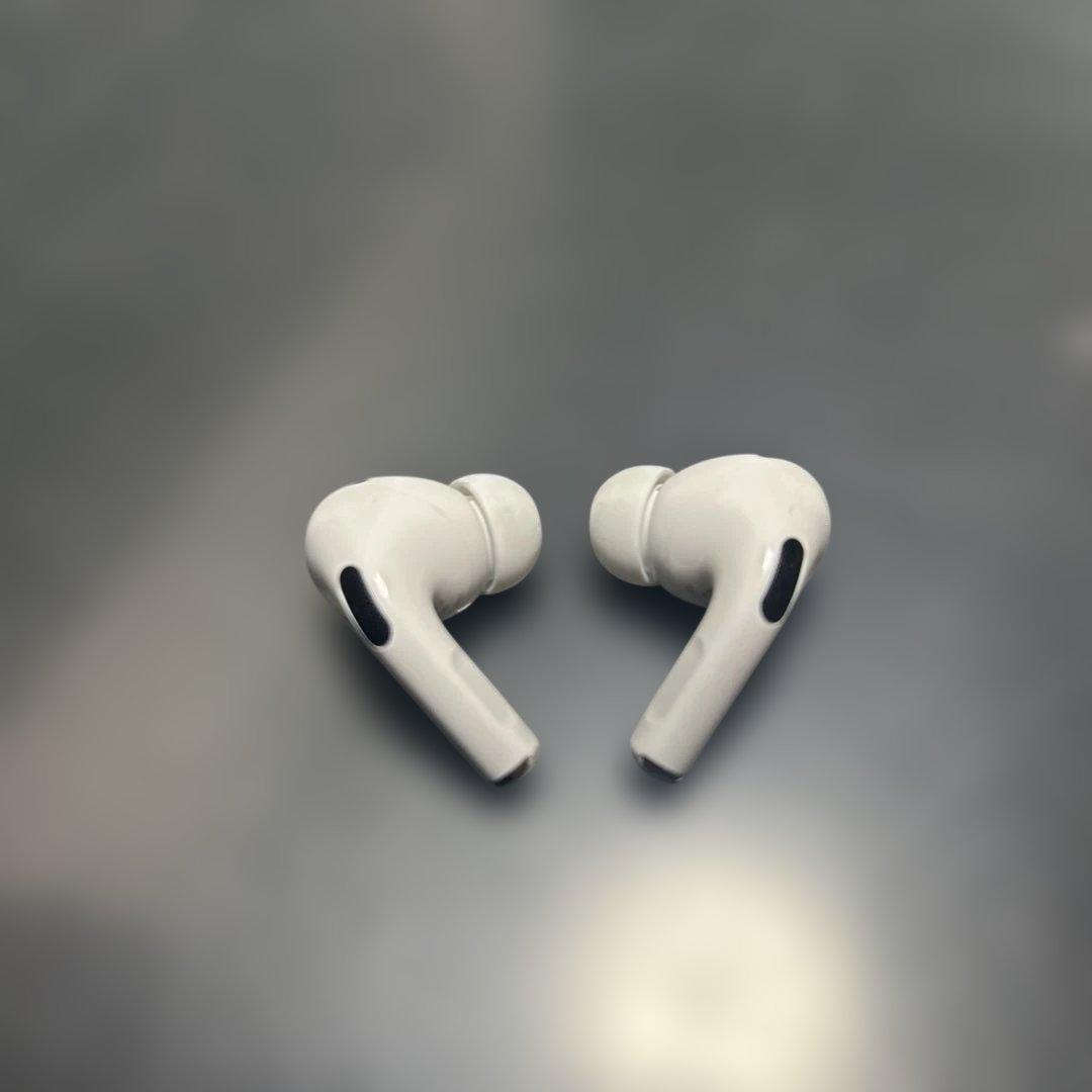 AirPodsPro2 本体 ホワイト 充電ケース付き